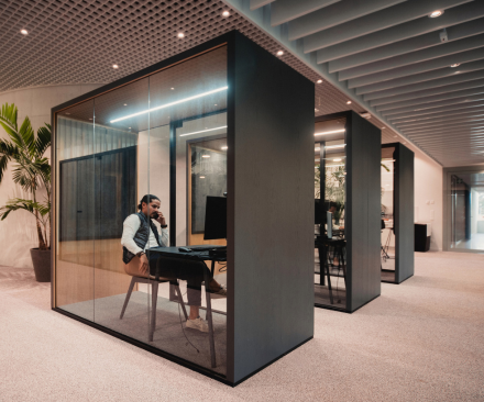 Lindt - lobby use cases